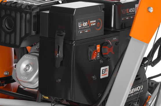 Кованный коленчатый вал. Увеличенный моторный ресурс. Подогрев карбюратора. Электрический стартер. Система легкого запуска.